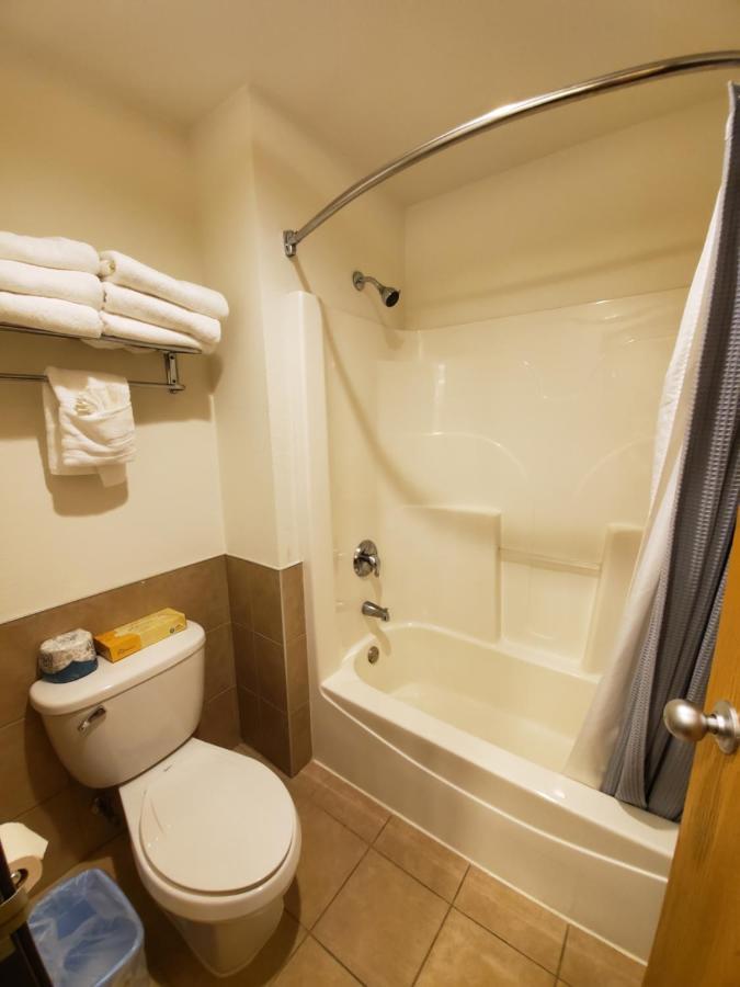 Grand Bear Resort At Starved Rock Utica Экстерьер фото
