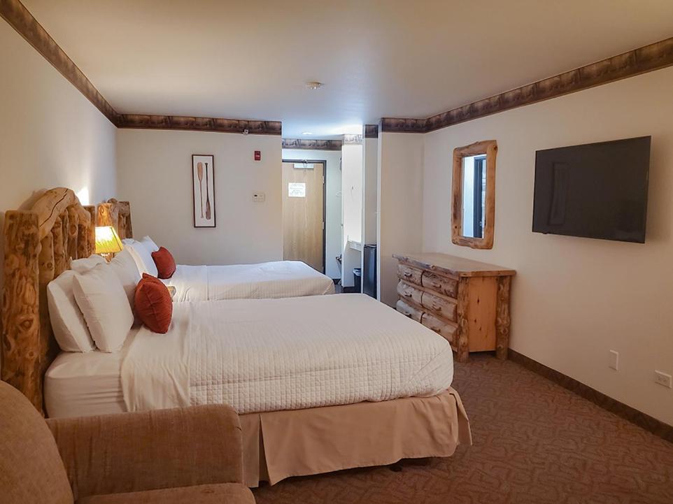 Grand Bear Resort At Starved Rock Utica Экстерьер фото