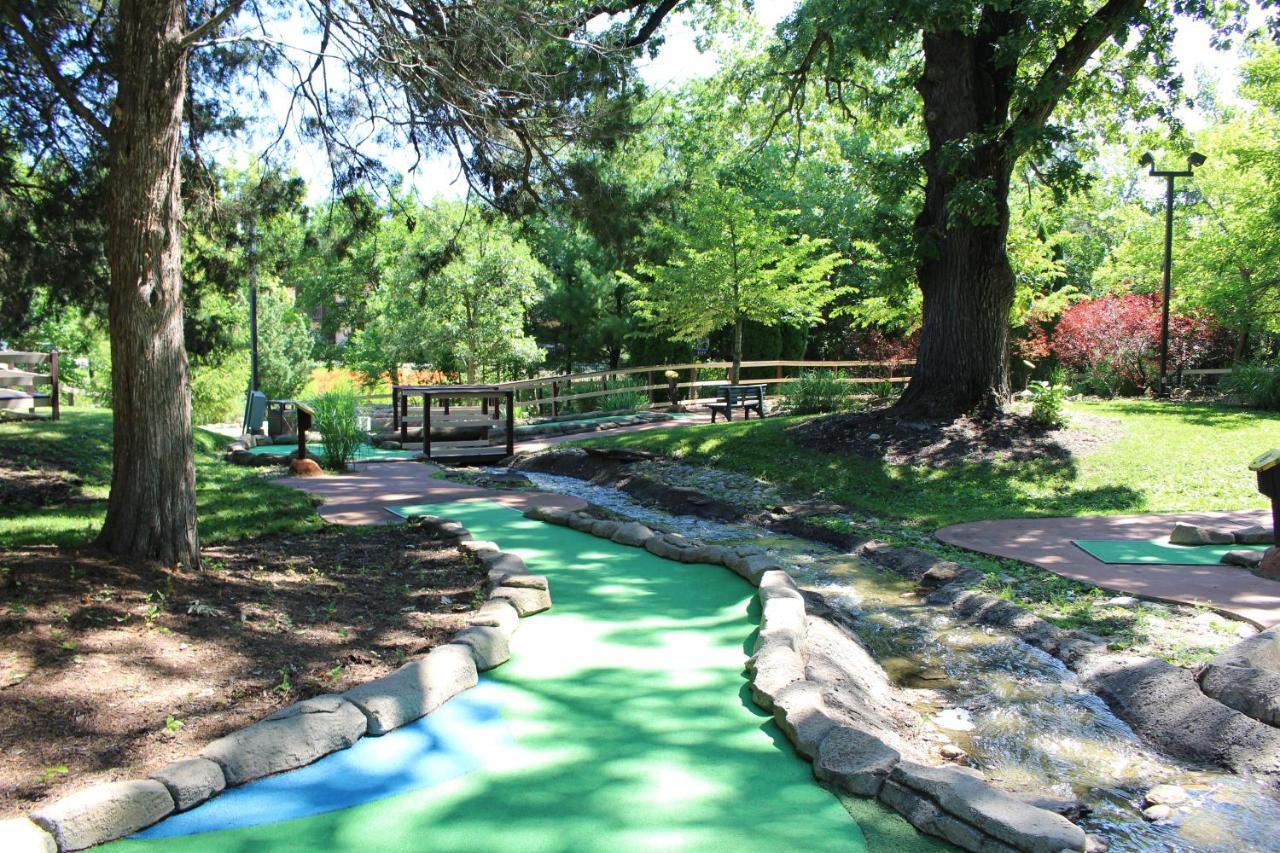 Grand Bear Resort At Starved Rock Utica Экстерьер фото